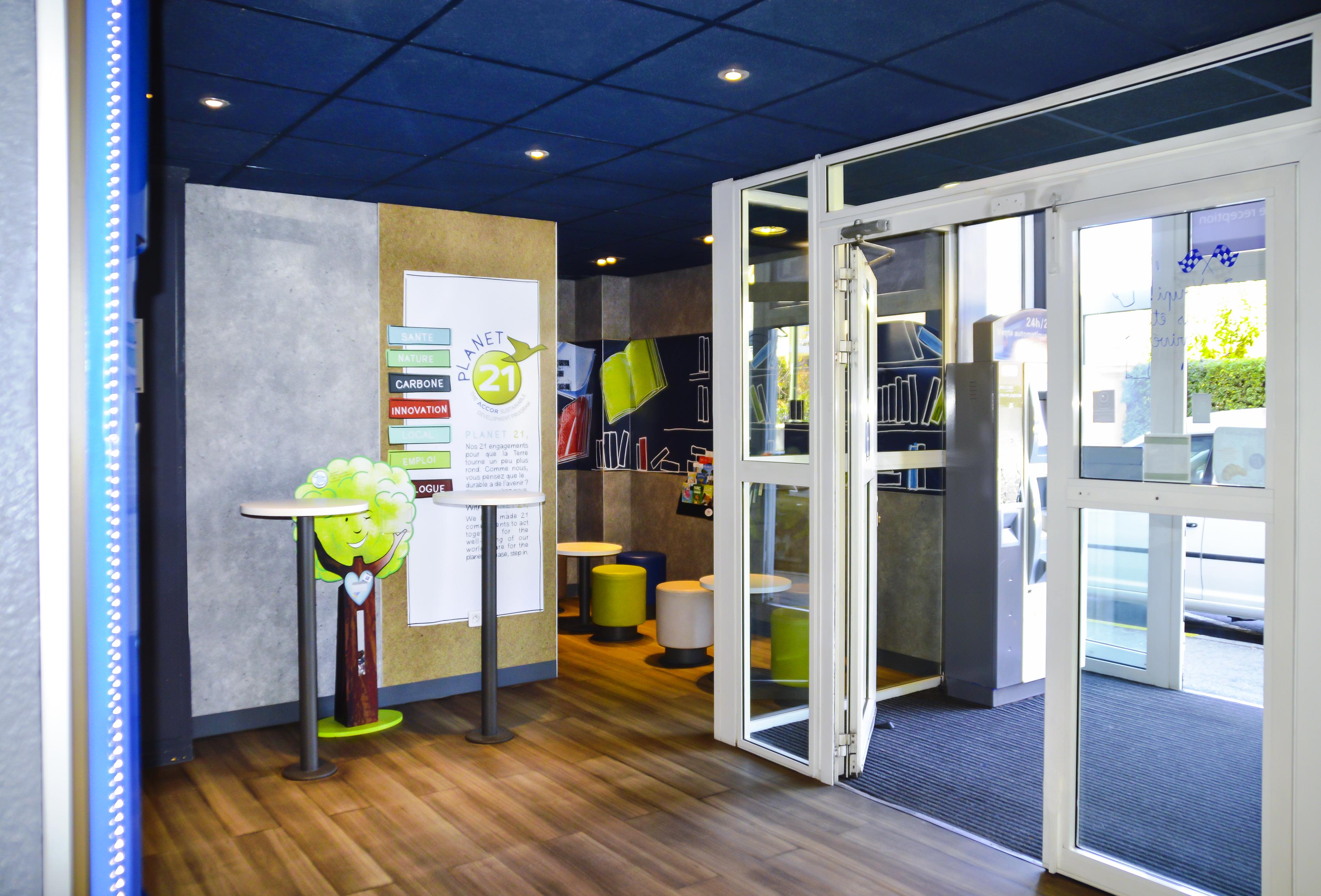 Ibis Budget Hyères Exteriör bild