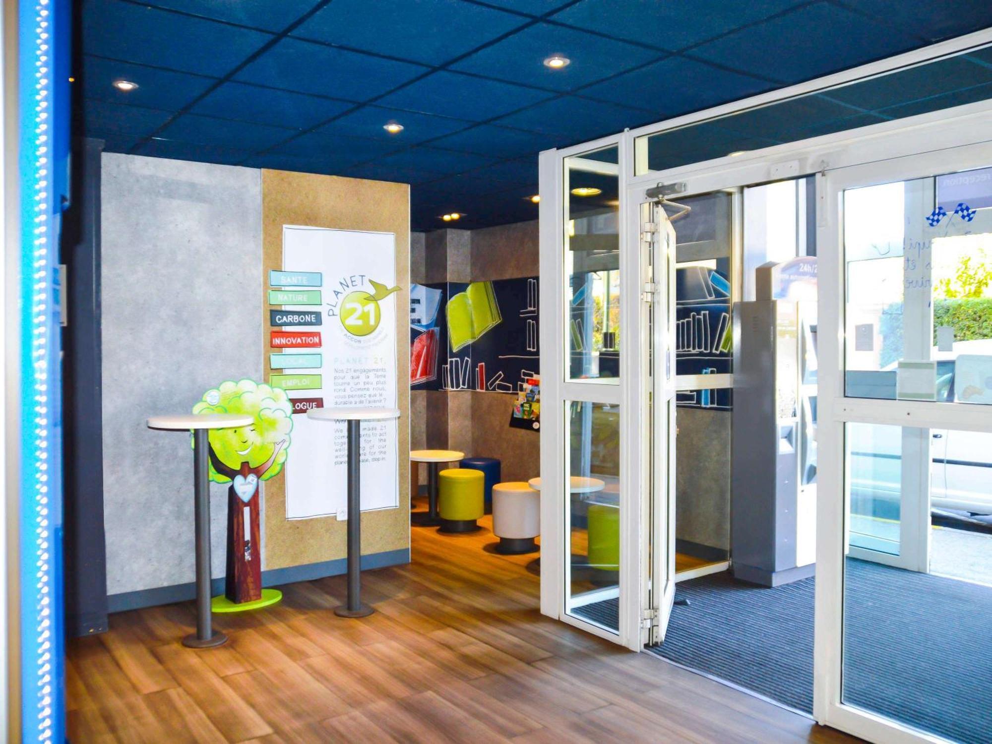 Ibis Budget Hyères Exteriör bild